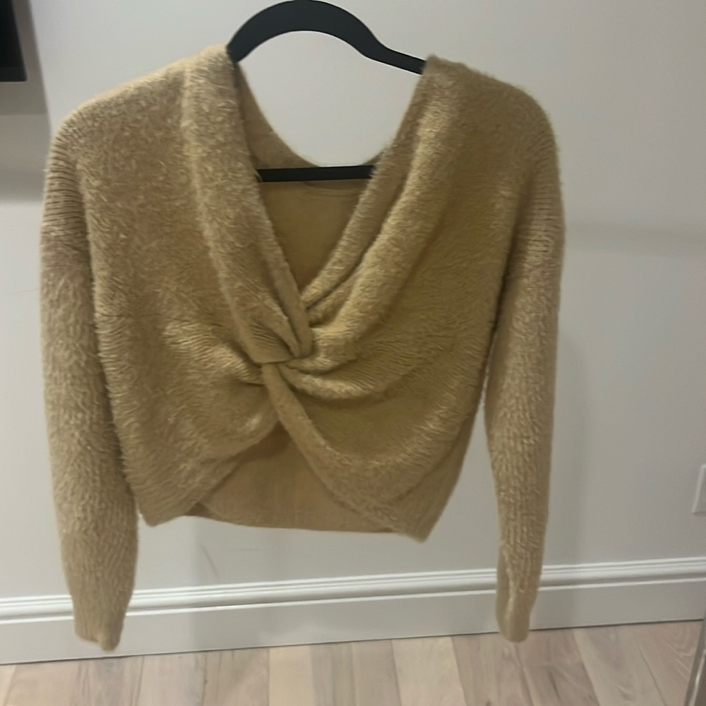 Women’s Sweater